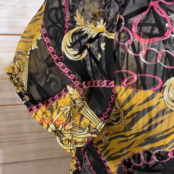 Button up shirt - Picture 4 of 5